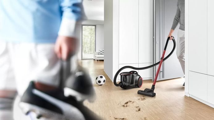Пилосос Bosch контейнерний, 700Вт, конт пил -2.4л, НЕРА13, чорний (BGS41POW2) [15636]