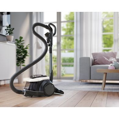 Пилосос Electrolux контейнерний, 650Вт, конт пил -1.6л, PureAdvantage D11, 4 насадки, білий (PC91-ALRG) [15595]