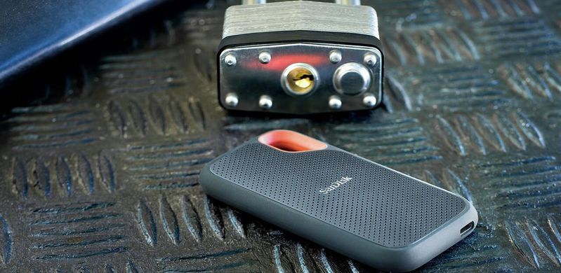 Твердотільний запам&rsquo;ятовувальний пристрій накопичувач (SSD) USB3.1 1TB EXT. SANDISK (SDSSDE61-1T00-G25) [502419]