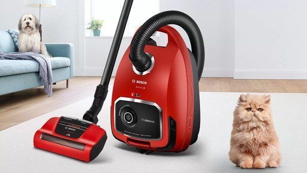 Пилосос Bosch мішковий, 700Вт, 4л, НЕРА13, турбощітка, червоний (BGL6PET1) [15638]