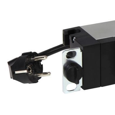 Пристрій розподілення електроживлення Legrand Rack PDU, 1U, 16А, (6) Schuko, кабель живлення 3м (646806) [12933]