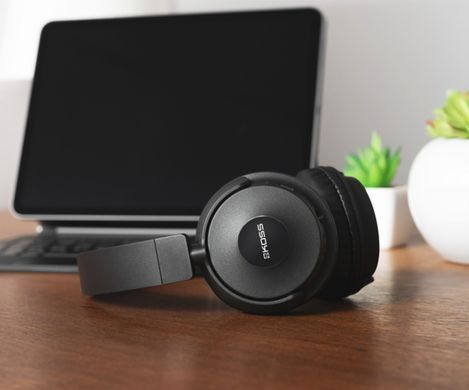 Навушники On-Ear Koss BT330i, BT 5.0, Wireless, 3.5 mini-jack, Mic, Чорний (196619.101) [17184]
