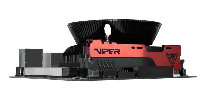 Модуль пам`яті DDR4 8GB/3200 Patriot Viper Elite II Red (PVE248G320C8) [611550]