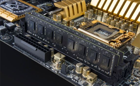 Модуль пам`ятi DDR3 4GB/1600 1,35V Team Elite (TED3L4G1600C1101) [606117]