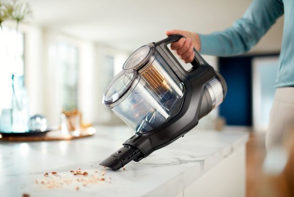 Пилосос Philips безпровідний Aqua Plus, вологе прибирання, конт пил -0,6л, автон. робота до 80хв, НЕРА, турбощітка, LED підсвітка, насадка 360, чорний (XC8349/01) [12330]
