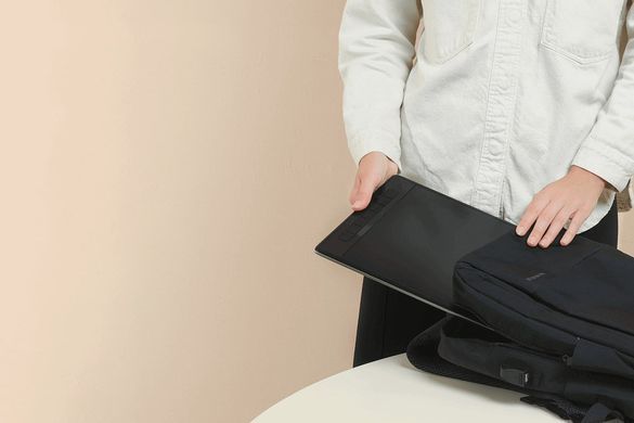 Графічний монітор Huion 13,3" Kamvas Pro 13,2.5K USB-C,чорний (GT1302) [104764]