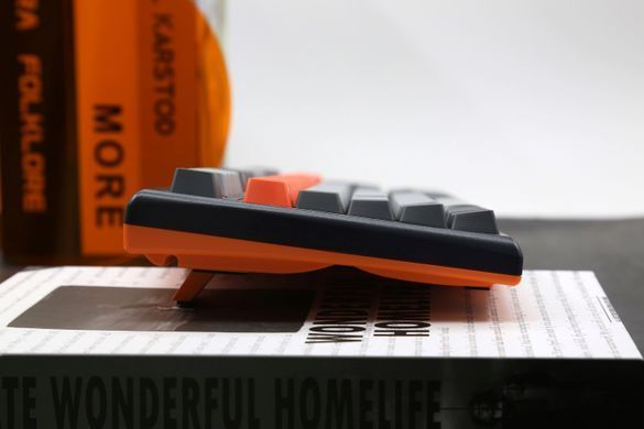 Клавіатура механічна Varmilo Lure VBM108 Bot: Lie 108Key, EC V2 Sakura, USB-A, EN, White Led, чорний (A01A003A9A4A01A005) [103579]