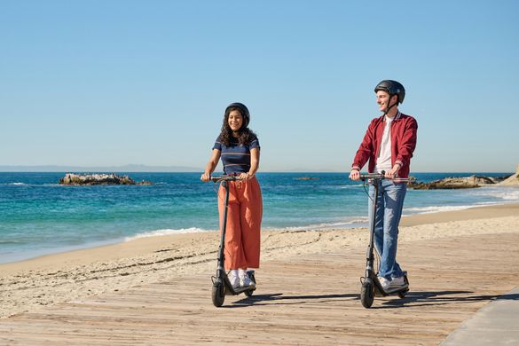 Segway Електросамокат Ninebot E2 PLUS E, чорний (AA.10.14.02.0001)