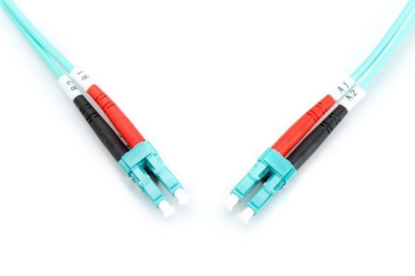 Волоконно-оптичний патч-корд, дуплекс, LC to LC MM OM3 50/125 &micro;, 5 м DIGITUS by ASSMANN (DK-2533-05/3) [501732]