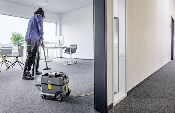 Пилосос професійний Karcher T 10/1 585Вт 185мБар контейнер 10л 6.6кг (1.527-300.0) [113635]